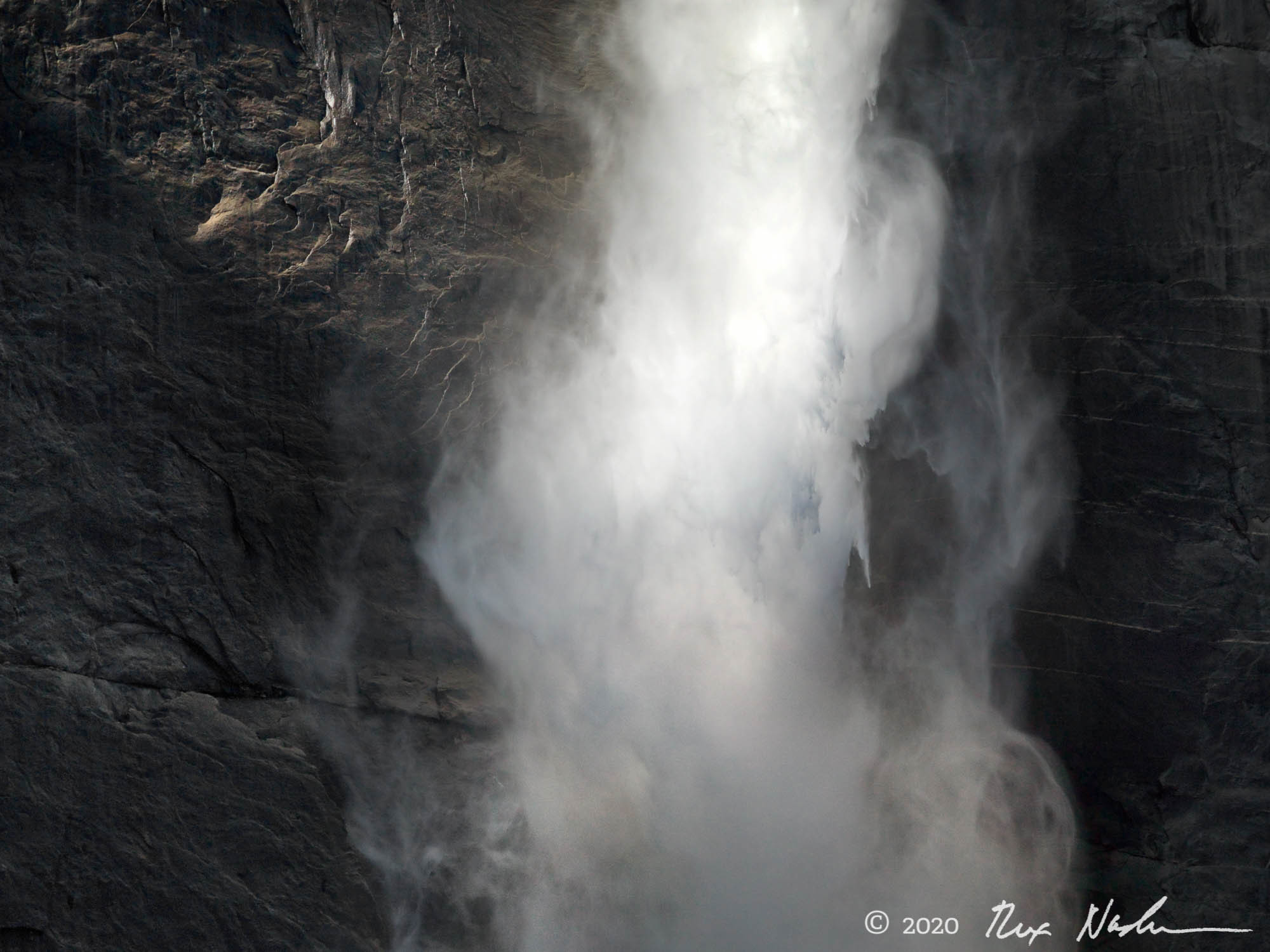Apparition - Yosemite Falls